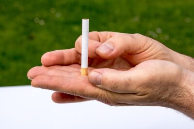 cigarette-2383191_1920(1)